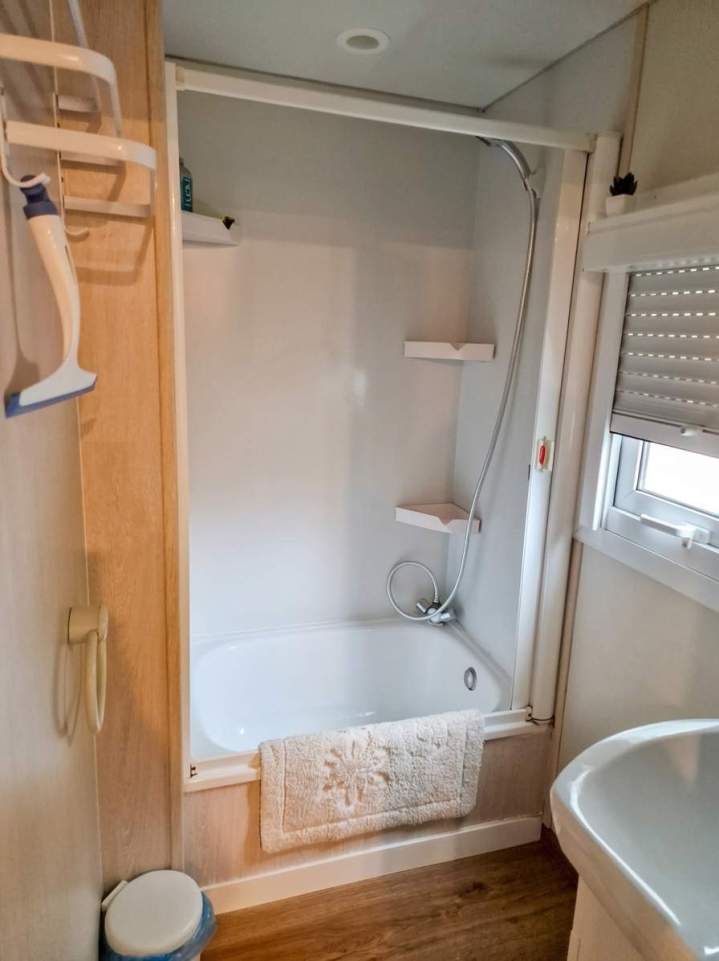 Salle de bain camping Bagnères-de-Bigorre